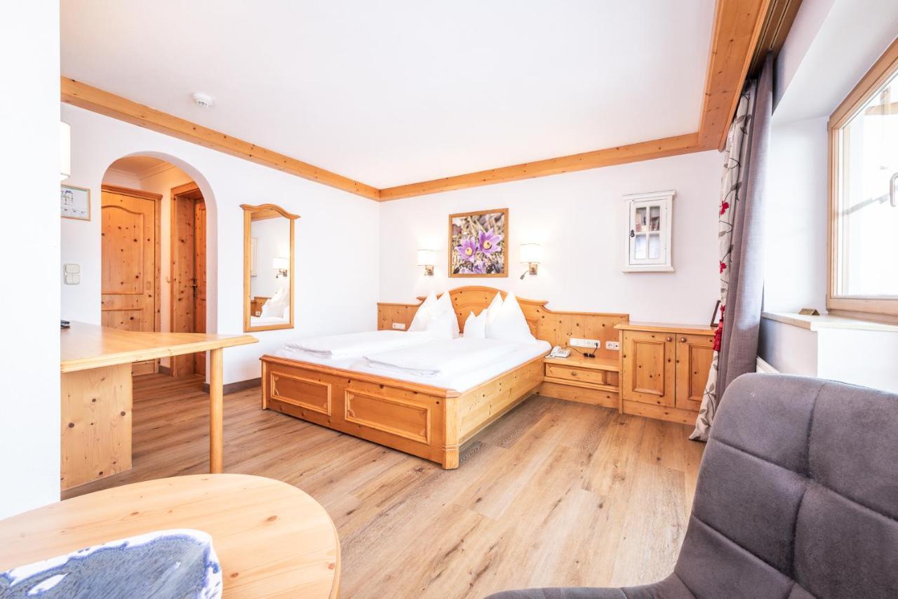 Adults Only Boutique-Hotel Unterlechner Sankt Jakob in Haus Exterior photo